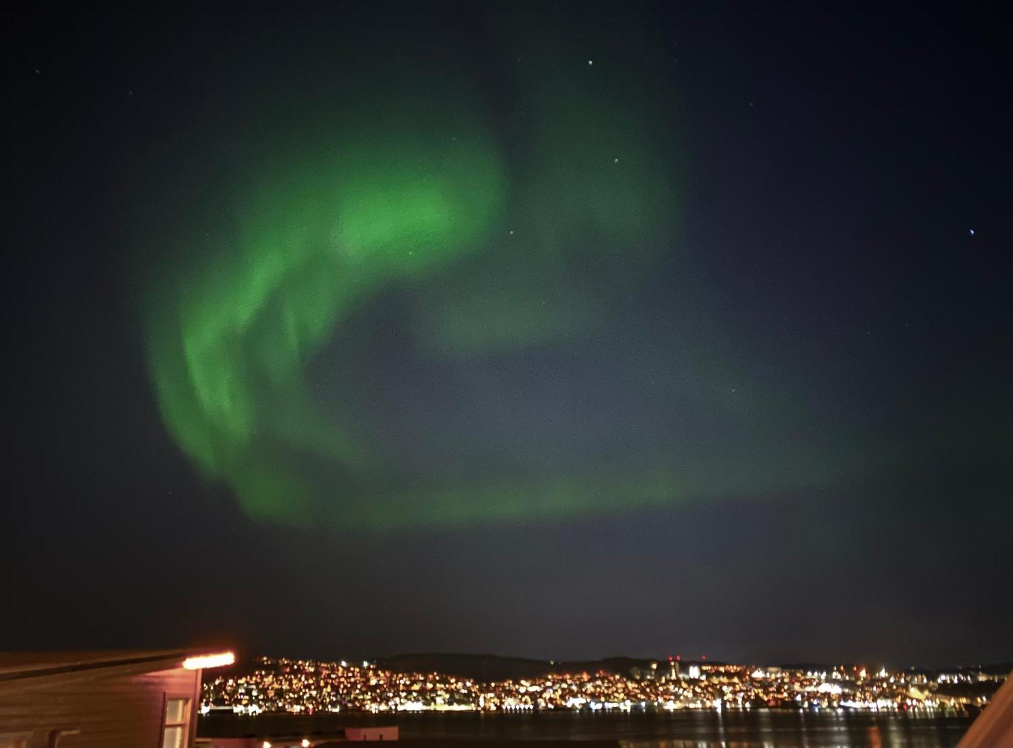 Polar Cozy Apartment - With View And Free Parking Tromsø Exterior foto
